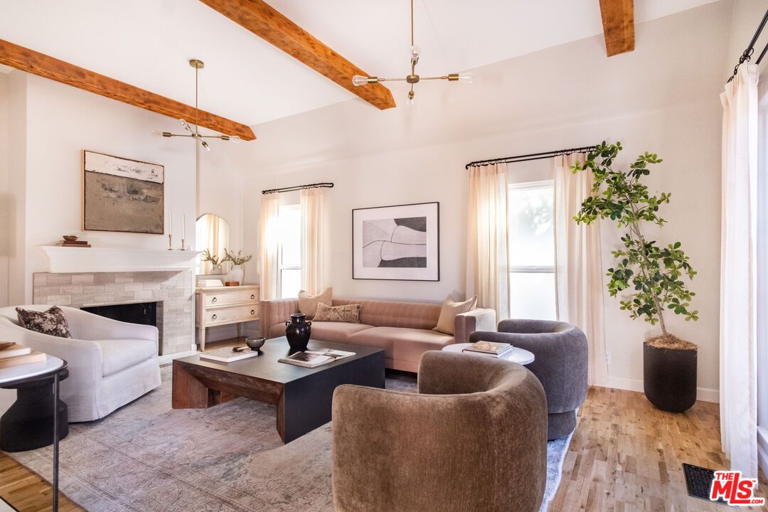 5166 High Crest Ave, Los Angeles, CA 90041