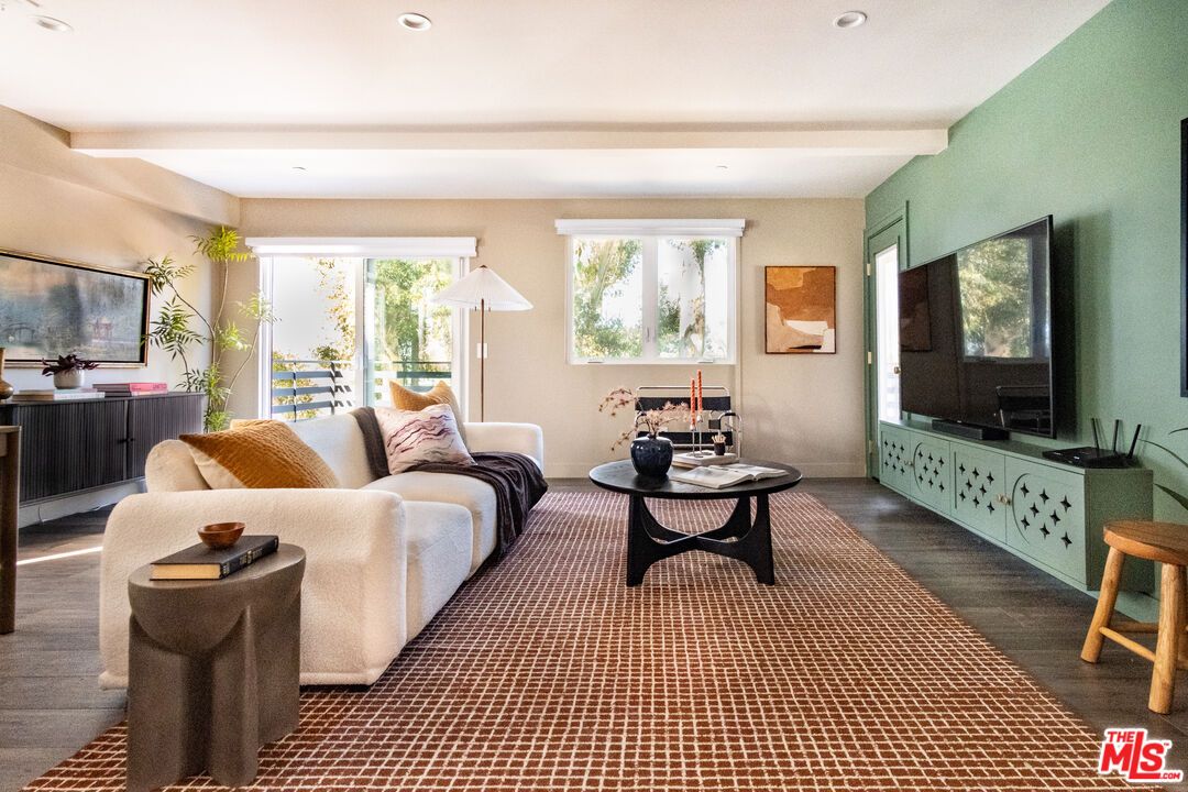 4820 Buchanan St, Los Angeles, CA 90042